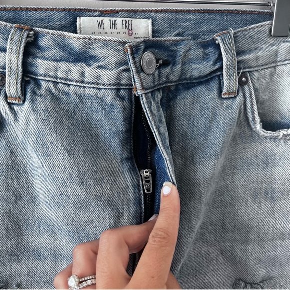 WE The Free Free People Distressed Denim Skirt Women’s Size 30 - Picture 4 of 6